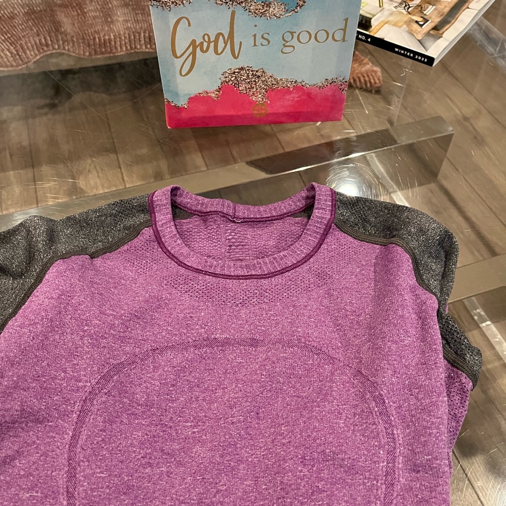 Lululemon long sleeves top